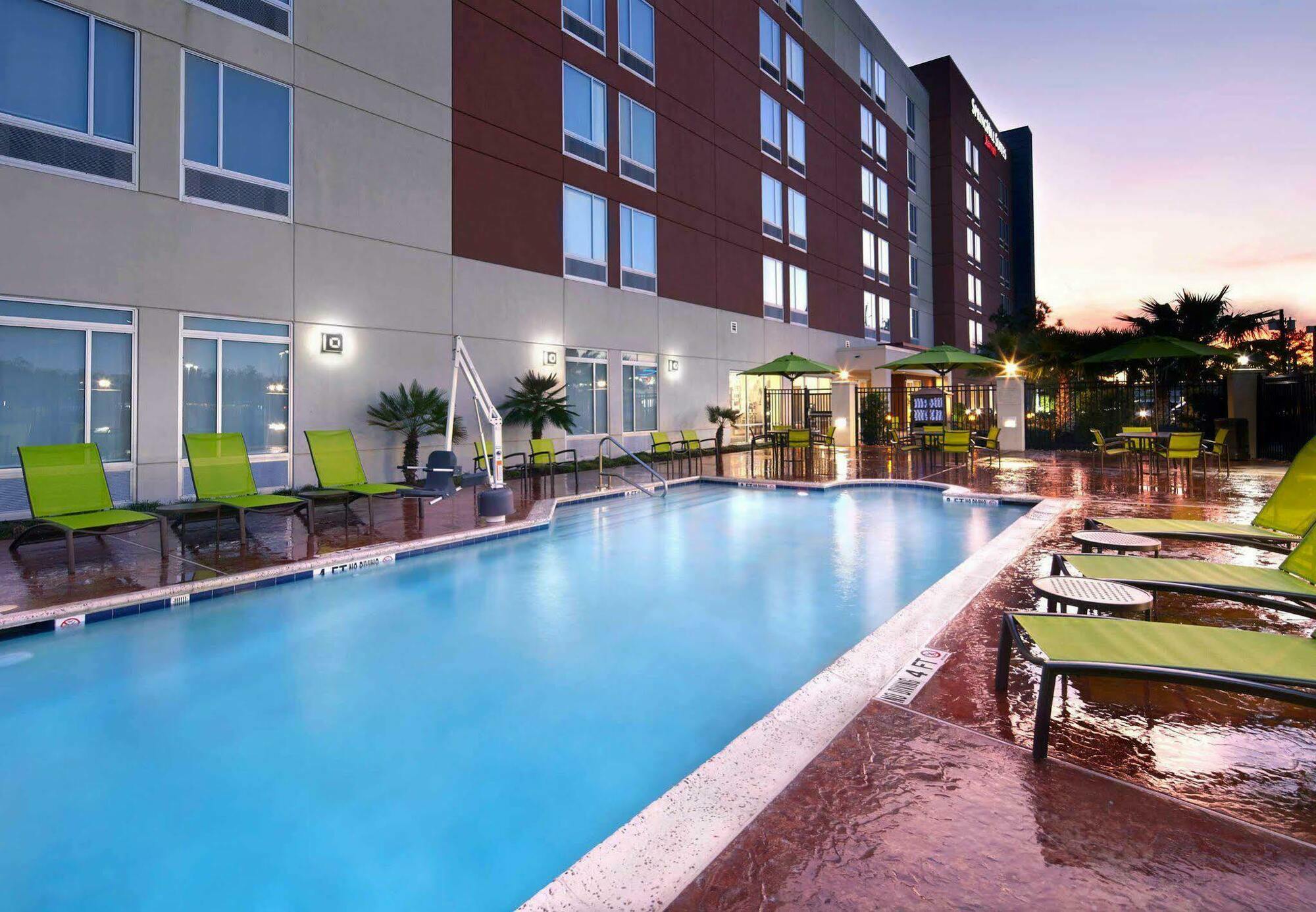 Springhill Suites Houston Intercontinental Airport Exterior photo
